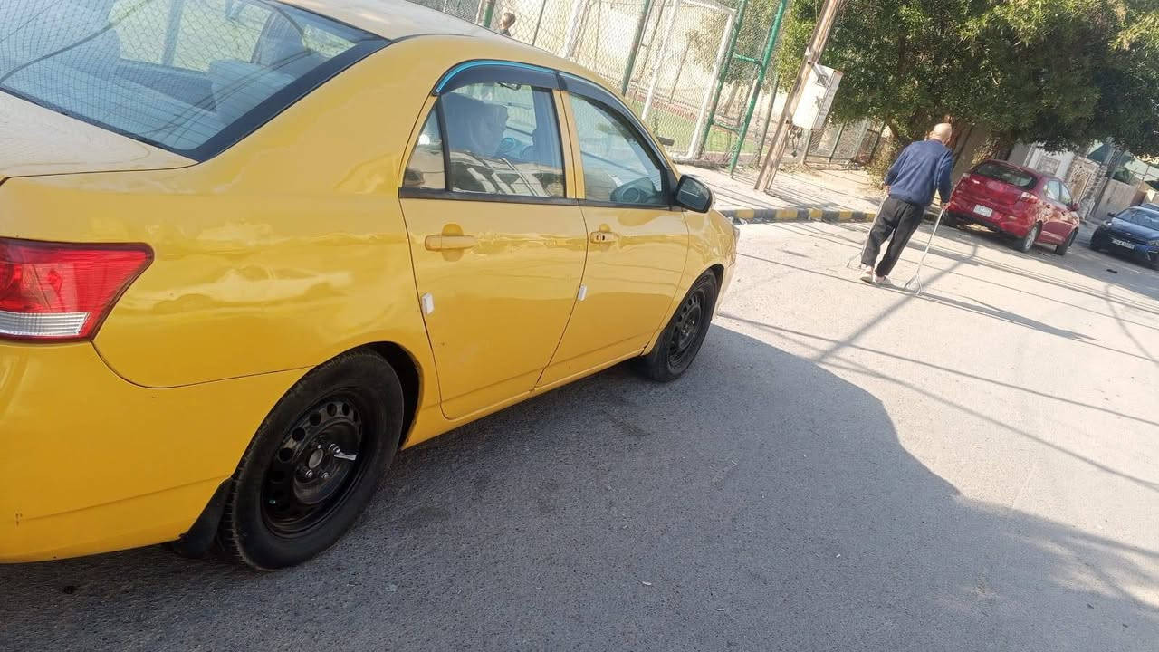 السلام عليكم بي وايدي موديل ١٣ بصمه وسلايت وكير اوتماتيك بلاديه بيها قطعه صبغ حلوه ونضيفه تخم تاير جديد بيها نواقص بسيطه تريد اكصهن من سعرها تريد اني اكملهن بيع 45وبيها مجال بسيط او مراوس حسب القناعه لايت زينون هزه جديده ارقام دولي باقي بس استلهم هيئه مصفره رقمي *********** رقم بغداد
