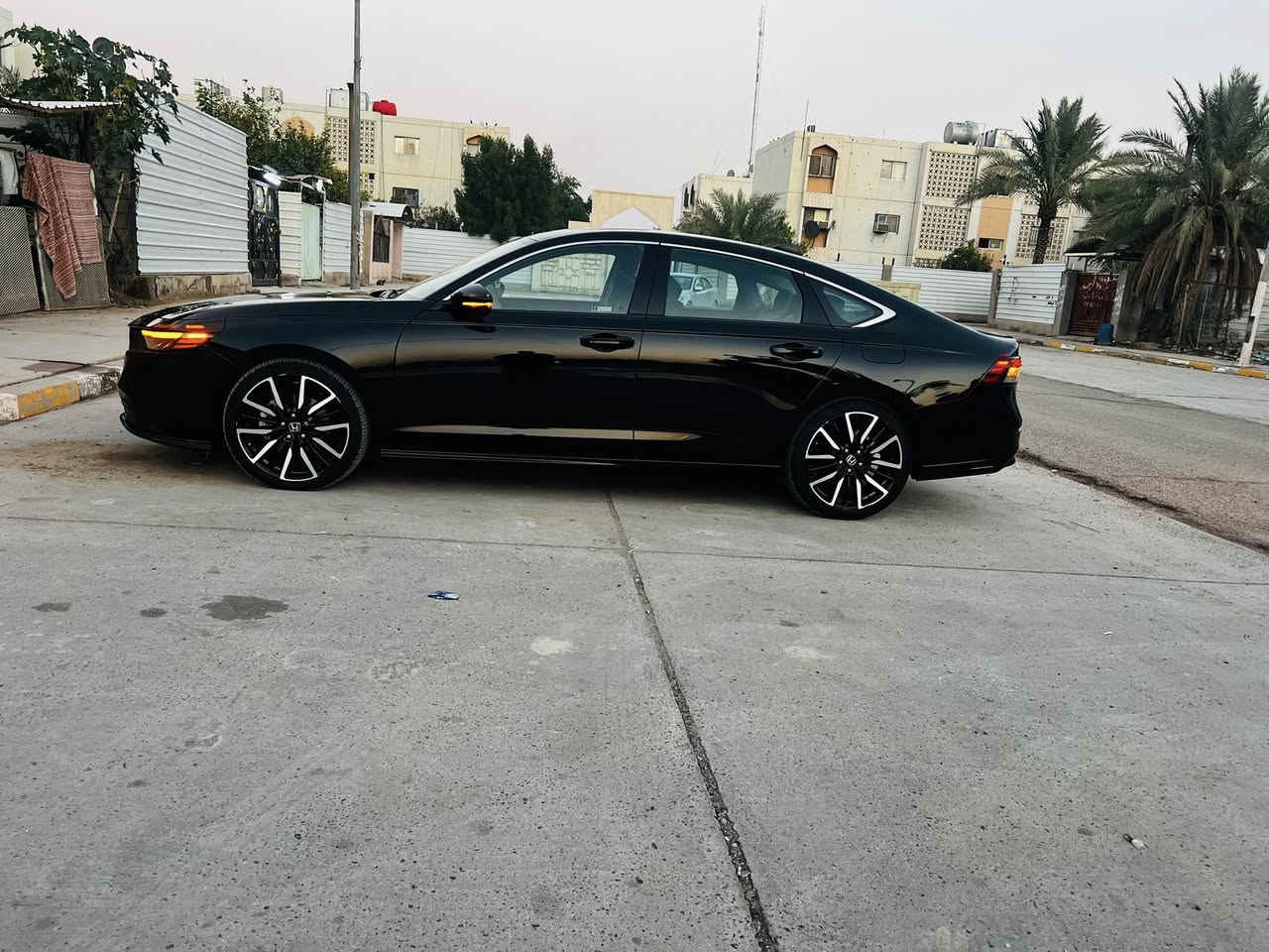 هوندا اكورد تورنك
تبديل بنيد بلادي فقط

هوندا اكورد 23 تورنك

السيارة ماشية٥١ الف

• مكينة 2000 هايبرد تنفس طبيعي

بصمة اليد

• شفتات ستيرن 

• شاشة كبيرة

•كشنات جلد

•فتحة سقف 

• كاميرا خلفية    

• رادارات 

حساسات 360 درجة

• مانع تصادم

• محدد مسار 

• تصحيح مسار

•بصمه تشغيل ابواب 

• مثبت سرعة

• مانع انزلاق

• دخول ذكي 

• إنارة ترحيبية

• هندبريك كهرباء 

• حساسات مطر 

• أوامر صوتية

• 4 أنظمة قيادة

تشغيل عن بعد 

كشن كهرباء 

شفتات ستيرن 

تبريد قطعتين 

خزن ميموري 

كشنات اثنين كهرباء 

السعر ١٨٩ والموشراي لايتعبني ولايتصل وماكو هيج سعر للتورنك

صور للحادث بل منشور

***********
