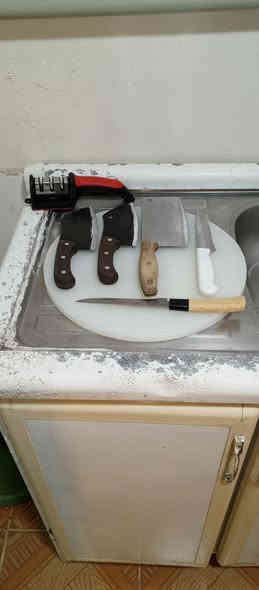 ئه شياي دووكاني مريشك چاكردنم هه يه بؤ فرؤشتن كه م به كارهاتوون كامل دووكانيكي حازره له هيچي كه م نيه
تيبيني له هه لبجه ي شه هيدم 
***********
واتسئاپي له سه ره گه ياندنيشم هه يه به گويره ي توانا
