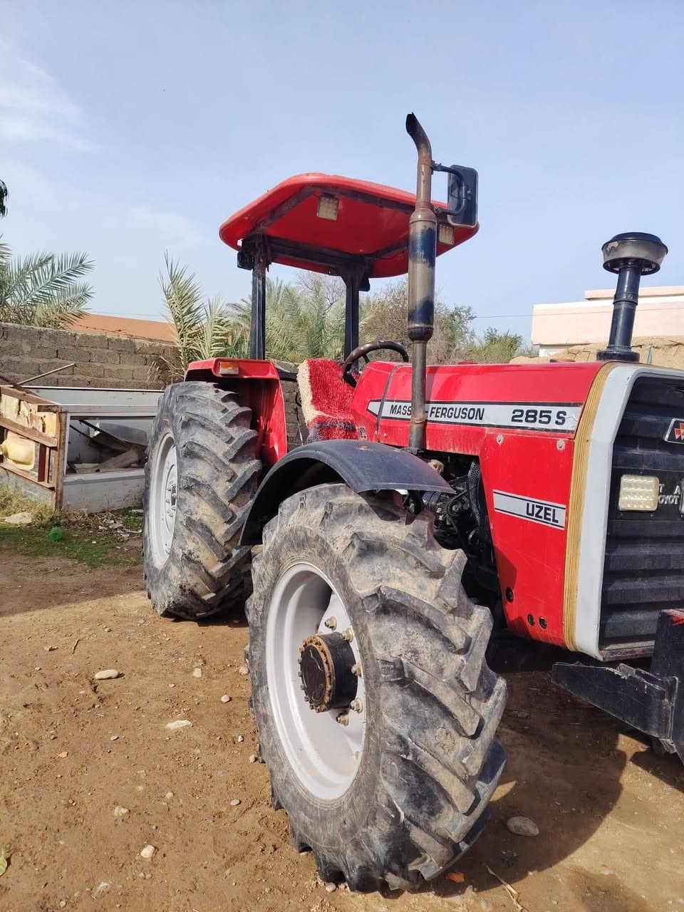 السلام عليكم تنكتر فوركسن انكليزي 290 محور دبل كير محرك اكسل شرط تاير جديد السعر ١١٥ وبي مجال للاستفسار على الرقم *********** مكاني صلاح الدين قضاء العلم
