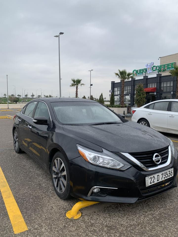 Nissan Altima 2017 SV plus
التيما sv بلاص ٢٠١٧ .. 

لون نيلي طوخ .. فول الفول للأخير .. 
سقف سلايد..
قطعتين تبريد .. 
كشنات وستيرن تدفئة .
. رادارات جانبية 
اشارات مراية..
اشارات نقطة عمياء..
كشن السايق كهرباء كامل الوضعيات .. 
ويل كب بلادي..
تايرات نظيفة كلش..  
شاشة وكاميرا خلفية .. 
وباقي المواصفات معروفة 

ضررهه واضح بالصور 
.. بونيد مبدل ومصبوغ بدون قطرة معجون. 
وبالعراق جامرلغ امامي وباب جهة السكن .. فقط بخ كلير.. .. بدون قطرة تعديل او معجون .. بدون قطرة دواخل … بدون شخوط او بدون رصعات . 

بدون اي ايرباك (كامل وضع بلادي)… وشرط الفحص. 
كير جديد تفصيخ مبدل بالشهر الثامن والوصل موجود..
كير ومحرك وتبريد وتراي .. كامل شرط الفحص. 

شرط الوكالة والتحويل (سيارة بأسمي).

سنوية لحد شهر الرابع ٢٠٢٨

السعر : ١٢٢ ورقة قفل .

تلفون : ***********
