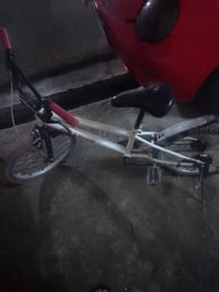 بسكليت • حي الجزائر • خاص