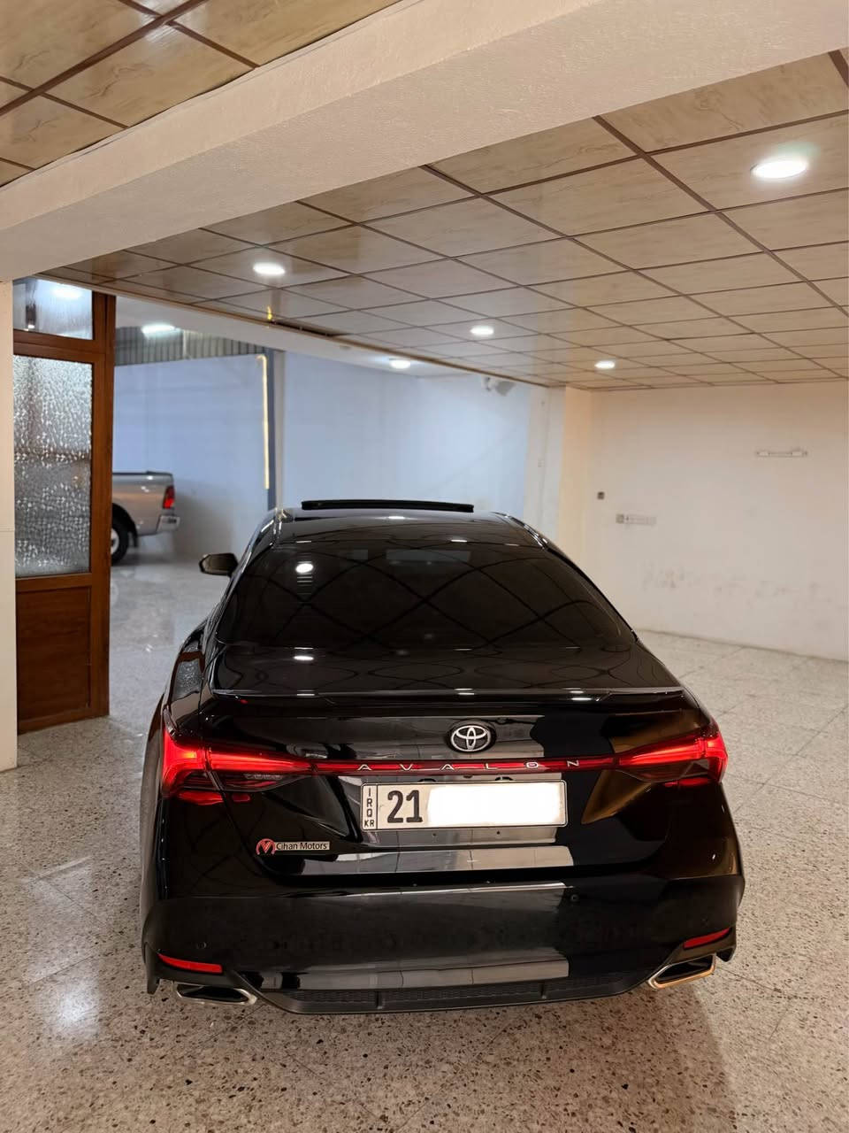 ئەڤەلۆن ٢٠٢٠ خلیجی لمیتید دەرجە ١  
فول مواسفات سلایت بەصمە ناو قەیسی داتاشۆ کوشن ساردوگەرم رادار کامل پێش و دواو تەنیشت ٣ مۆد
تەنها ٦٠ کم هەزار رۆیشتوە  
٢ بەصمەکەی ماوە
بێ بۆیاخ دەعامیش بەشەرت بۆیاخ نیە 
٢ پیدیئاری بچوکی هەیە پێوەی دیار نیە سۆنەرم داناوە 
سەیارەکە نمونەیە لە جوانی و تازەیەی 
نرخ/ ٢٩٨ 
شوین/ رانیە 
کۆرەک/   ***********
ئاسیا  /  *********** رانية, السليمانية
