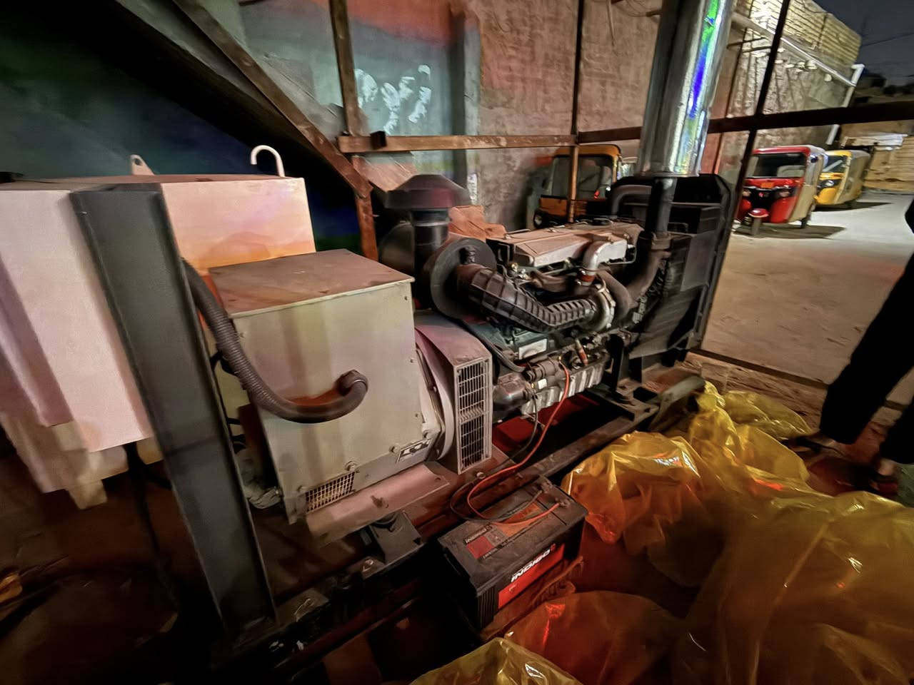 للبيع 120كيفي  مشتغلة عندي 30لي40ساعة عنديالستفسار خاص


**إذا كنت صاحب هذا الإعلان وتريد حذفه لأي سبب، رجاءا أرسل رسالة إلى الدعم الفني**