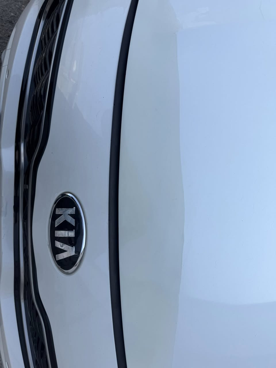 سبورتج موديل  2018 خليجي. لون ابيض صدفي بانوراما 
رقم بغداد  سنوية بأسمي تحويل ثاني يوم
بدون صبغ ومكان تعديدل على البارد كما مبين بالصور
//مواصفات جيتي لاين//
سيارة ماشية 76 الف
حالة السيارة -
محرك لوك 2400 
تبريد ثلج قطعتين
تخم تاير جديد ويل جبير
صدر جديد...
بطارية جديدة...
بانزينها كله محسن
نظام ترحيب ...
حساس امامي خلفي ..
بلاوجكتور ..لايتات زنون ..
مري شفط ..
اشارة بالمري.. 
جنطة كهرباء..
كرسي كهرباء تبريد تدفئة بالكشن..
تدفئة ستيرن..
جنطة كهرباء..
سايد بريك دكمة..
مانع انزلاق..ونظام نزول من المنحدارات
شفتات بالستيرن..
كاميرا خلفية بلادية..ن
شاحن لاسلكي..منافذ شحن سريع بالكراسي الخلفية تايب سي  ..
مودات قيادة اقتصادي وعادي ورياضي ..
تحكمات جهتين بالمقود ..
شاشة اعطال.. 
جام اوتو.. 
مثبت سرعة...

سياره من الأخير تذبها دي واطلع

**السعر 200 ورقة وبيها مجال حك الجية **

رقمي *********** وتساب واتصال  
غير متواجد على الفيس
