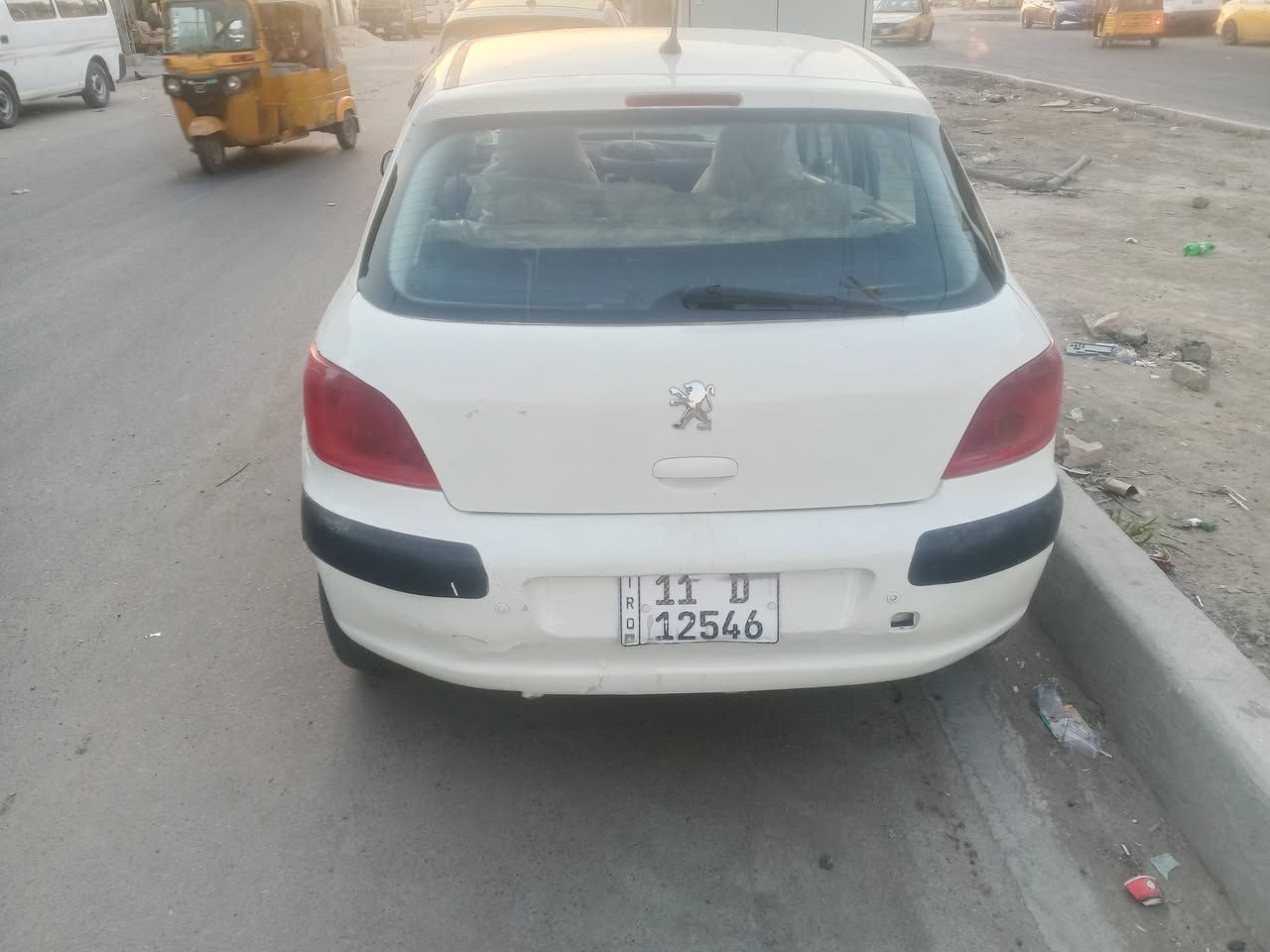 السلام عليكم
1_بيجو فرنسي 307

2_السياره كير ومكينه مكفول

3_السياره مصبوغه صبغ عام 

4_بيها طخه بلجاملغ الامامي بدون سمكره وصبغ

5_سياره مكينتها 1600

6_تدفئه تبريد شغاله فقط التبريد عوزه غاز

7_السياره موديل 2005

8_رقم بغداد جديد سنويتها الى2031

9_السياره مال مدرسه

10_السياره بسمي ثاني يوم احولك 

11_للستفسار أتصل او رساله وتساب ***********
12_السعر 53وبيها مجال
