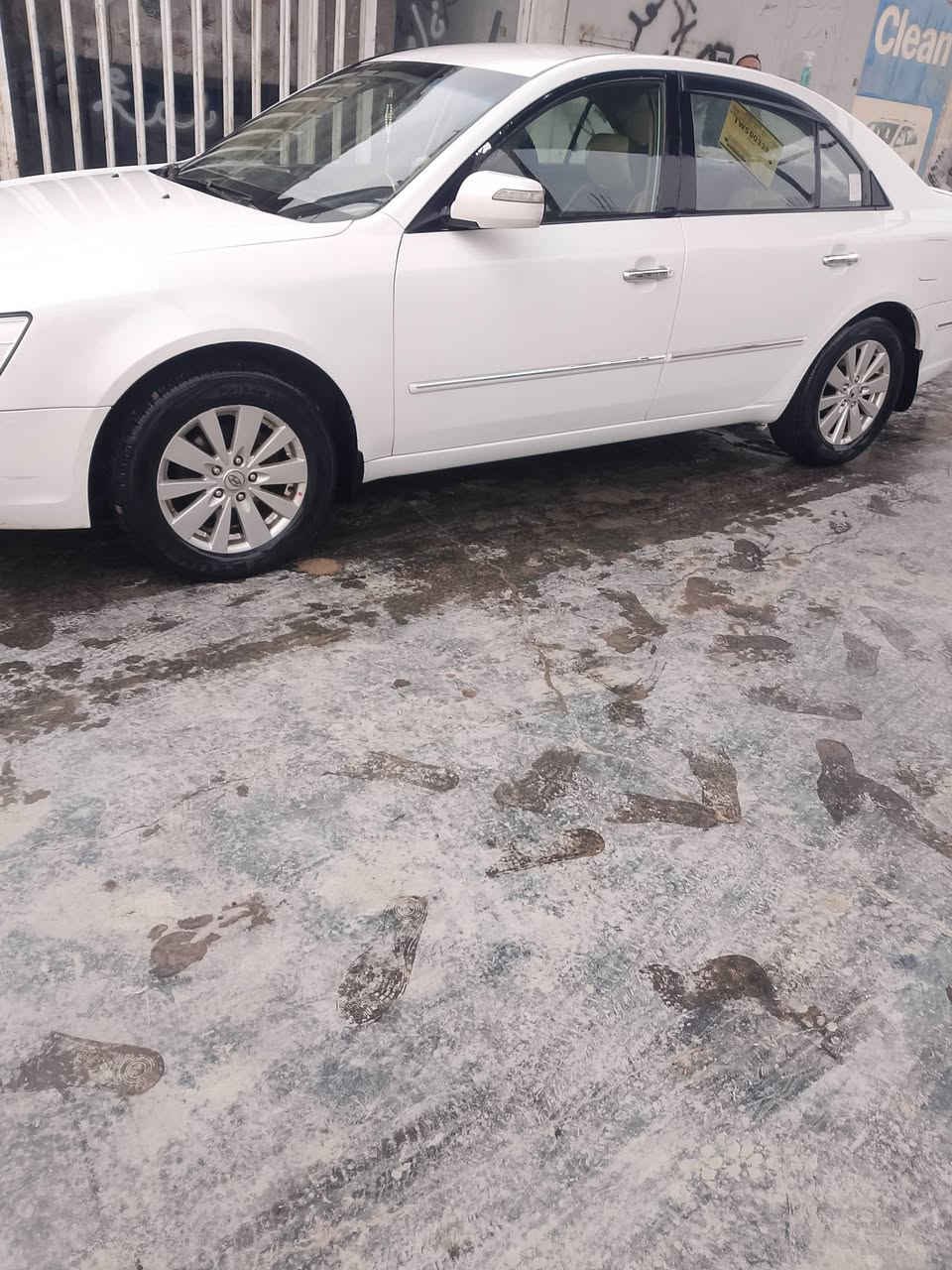 سوناته موديل 210 خليجي مصبوقع سعر110وبيه مجال *********** ***********
