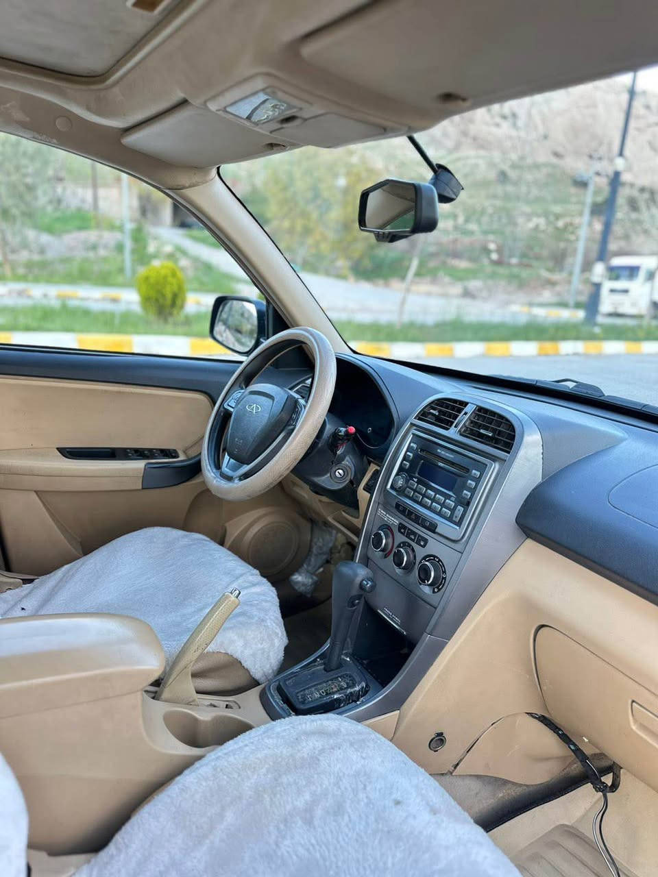 شيري تيگو موديل ٢٠١٣ گير ئو توماتيك  گيرو مه يكنه كامري  بي بوياخ شوخت سارده ده عامي بو ده عامي به شه رت ئه يفروشم يه ك دنيار مسرفي نيه سه نه وي ئه وليات حاسيبه ي به شه رت ٣٦ وه ره قه***********-*********** دار بنديهكان, السليمانية
