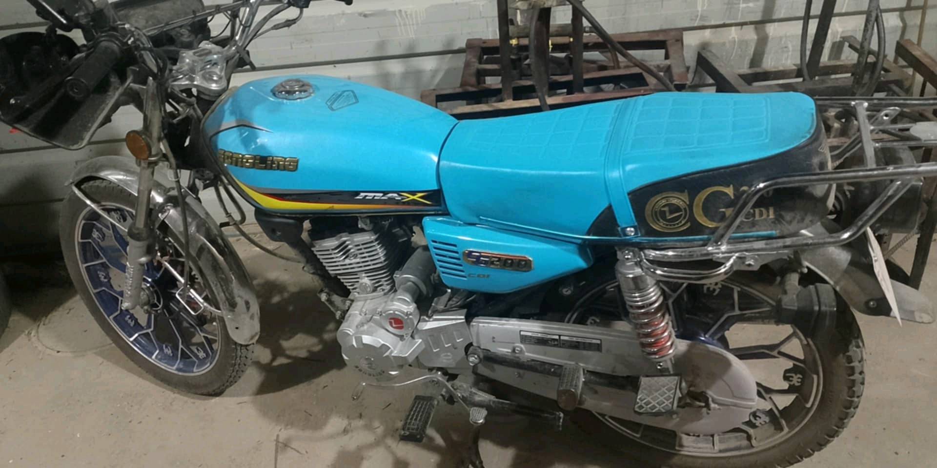 دراجه ايراني موديل ٢٥ رمبه تلمع رايدها مراوس ببوكسر او دايوان و اطيه فرق 