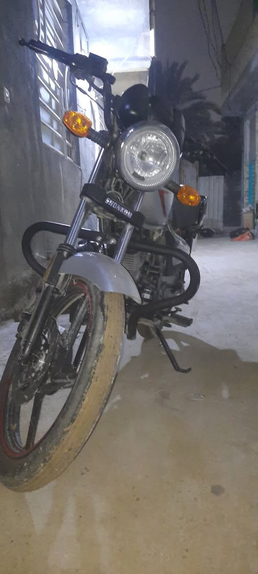 السلام عليكم شاينك موديل 26 نضيفة سكنر للبيع السعر 800 مكاني كربلاء


**إذا كنت صاحب هذا الإعلان وتريد حذفه لأي سبب، رجاءا أرسل رسالة إلى الدعم الفني**