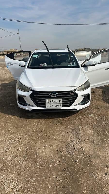 النترا 2018
أربيل سنويه ساقطه 
ماشيه ١٢٨ الف 
السعر ١٥٢
كفاله عامه كير محرك 
تبريد حداديه .
مكان السياره /الديوانيه 
الاتصال /***********
