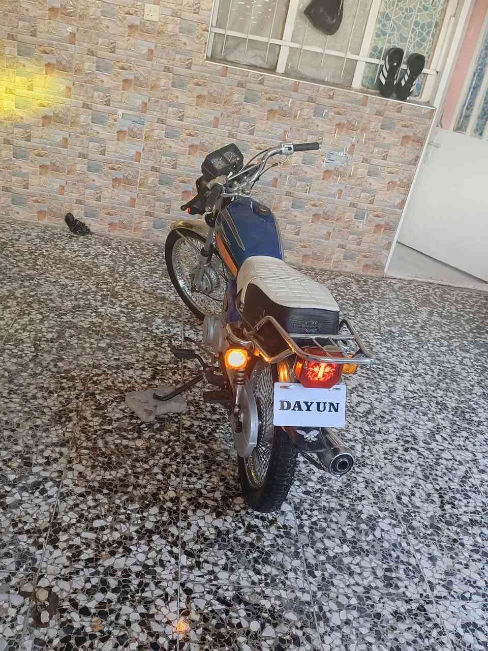 يالله سلام عليكم دراجه ايراني 4 كير موديل 2022 اوراق كاملة المكينه فقط ابدل بيها بوشه وبستم قبل 4 اشهر المكينه لا تبخير ولا تنقيص السعر 400 وبيها مجال بسيط كلش عنوان بغداد حي النصر ***********
