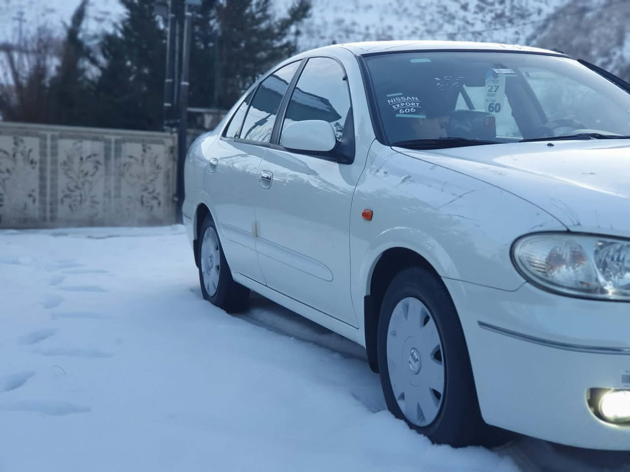 نیسان سەنی ٢٠٠٨ مەکینە ڕەشی گێڕ عادە
سپی سەداف سەیارەکە زۆر جوانە هیچی پێووە نیە دەعامێکانیشی بۆیاخ نییە ١٠٠ هەزار ڕۆشتووە                        سەنەوی و ژینگەی تازەیە  تا ٢٠٣٠ سعری 105$ کەمێ مەجال ***********
