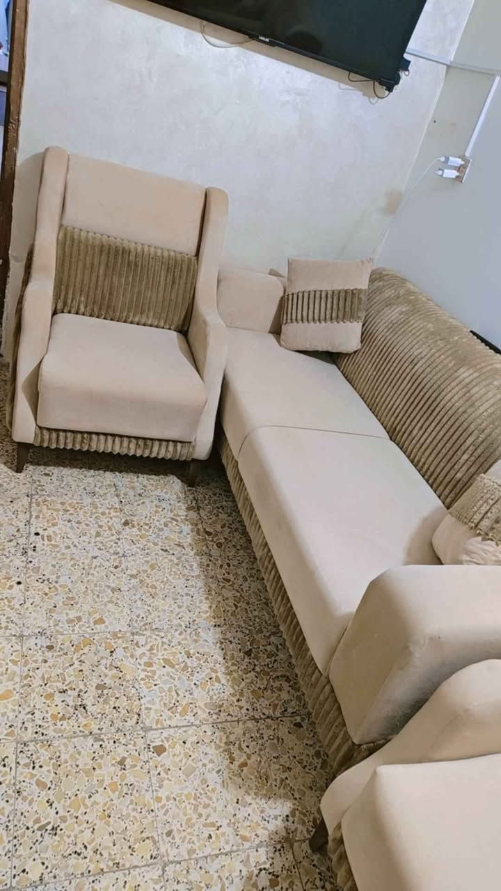 تخم نضيف كلش اخو الجديد مشتريه ب٩٨٠ استعمال شهر واحد ابيعة ب٦٠٠✨ كلش فخم ونضيف 
عنواني كربلاء حي العسكري كربلاء, العراق


**إذا كنت صاحب هذا الإعلان وتريد حذفه لأي سبب، رجاءا أرسل رسالة إلى الدعم الفني**
