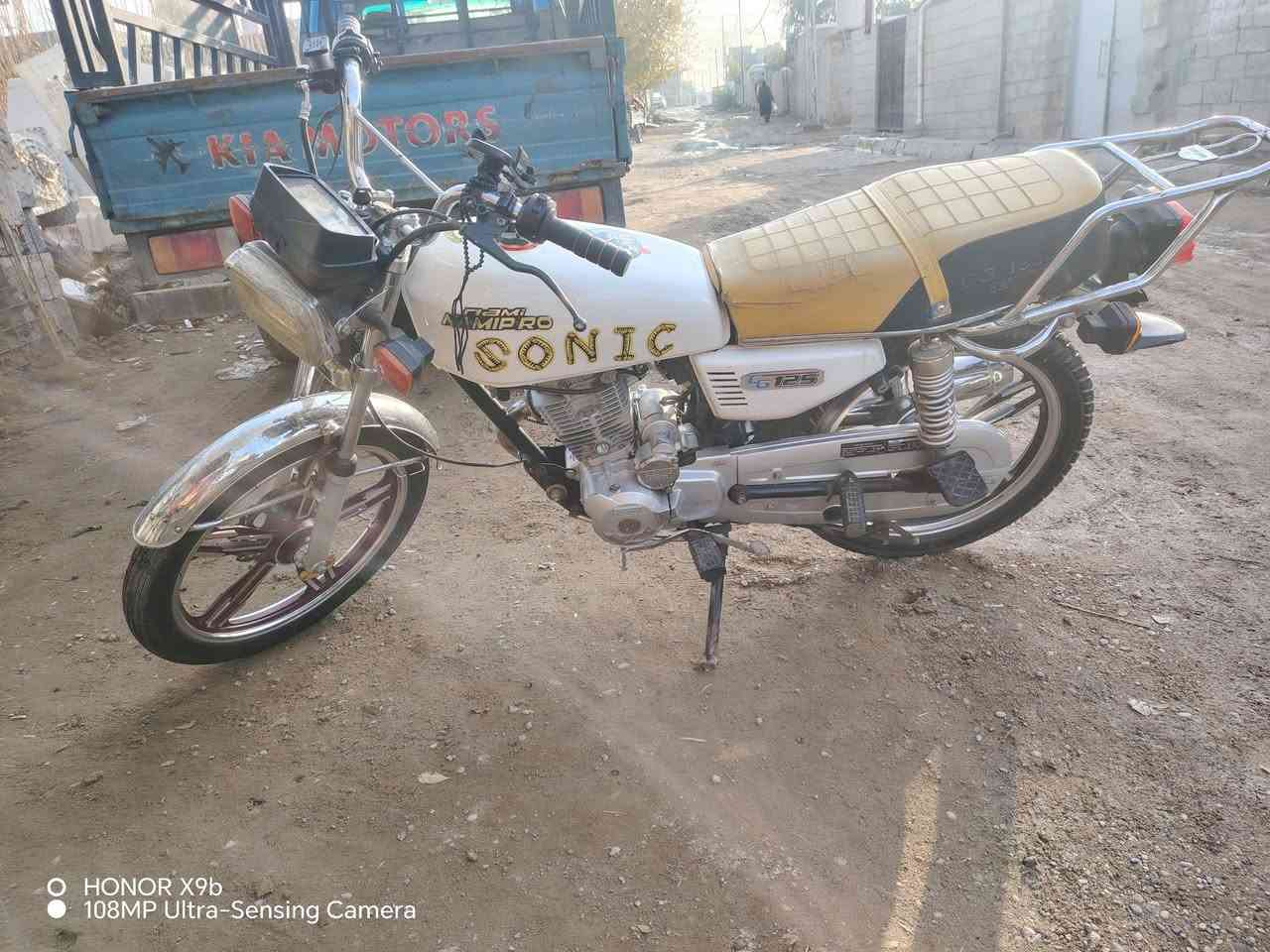 ماطور نامه برو NAME PPRO خمسه كير نطيف محرك ما مفتوح شرط   كهربايات شغاله  سلف شغال سعر 450 بي مجال قليل  *********** كركوك واحد حزيران
