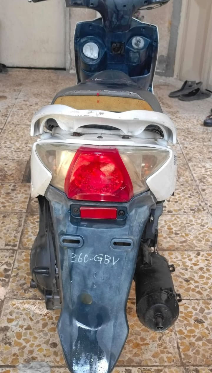 السلام عليكم اخواني الكرام للبيع دراجة سيام جيتي بوليس كامله كله ما عايزه بس تريشه جه اليمن 
اليريده يجي خاص ويدلل النجف, العراق


**إذا كنت صاحب هذا الإعلان وتريد حذفه لأي سبب، رجاءا أرسل رسالة إلى الدعم الفني**