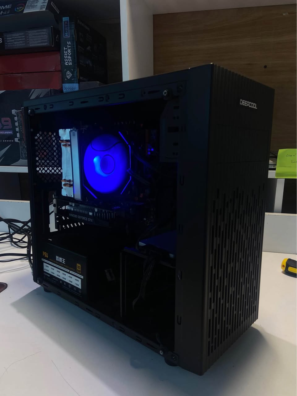 Cpu: E5-2630 V4 🆕
Gpu:GTX1650 Super
Ram: 8GB 🆕
Motherboard: X99E🆕
Case: DeepCool
Storage1: 80GB ssd (( Intel )) 6GB S
Storage2 : 320 gb hdd
Storage3 : 320GB
 بۆ حیجزکردن
0773 822 2007 السليمانية, العراق

