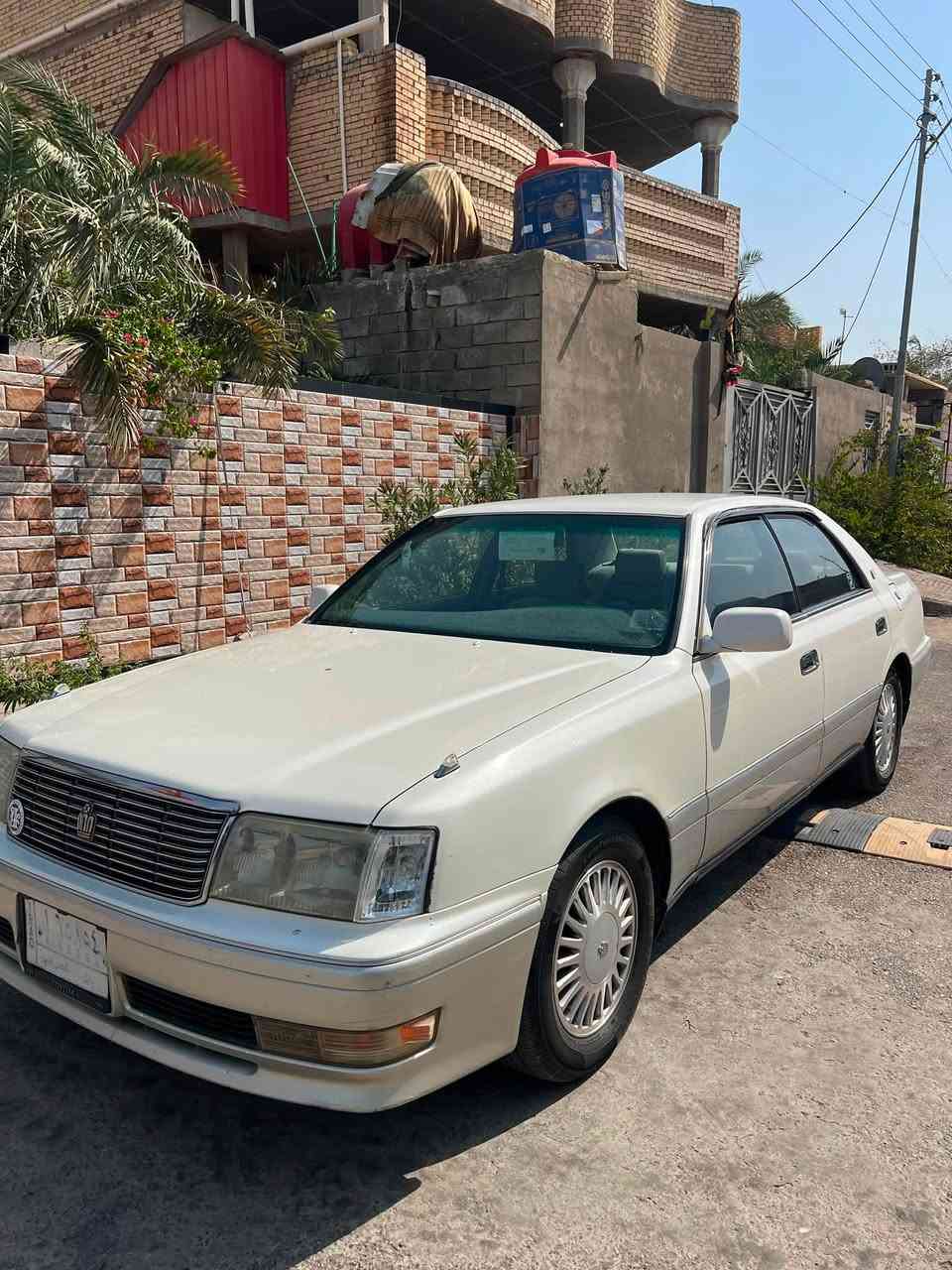 السلام عليكم من رخصه الادمن
سياره راس الثور للبيع فقط بدون مراوس  التفاصيل والسعر الاتصال على الرقم ***********
العنوان البصره  قضاء الدير
