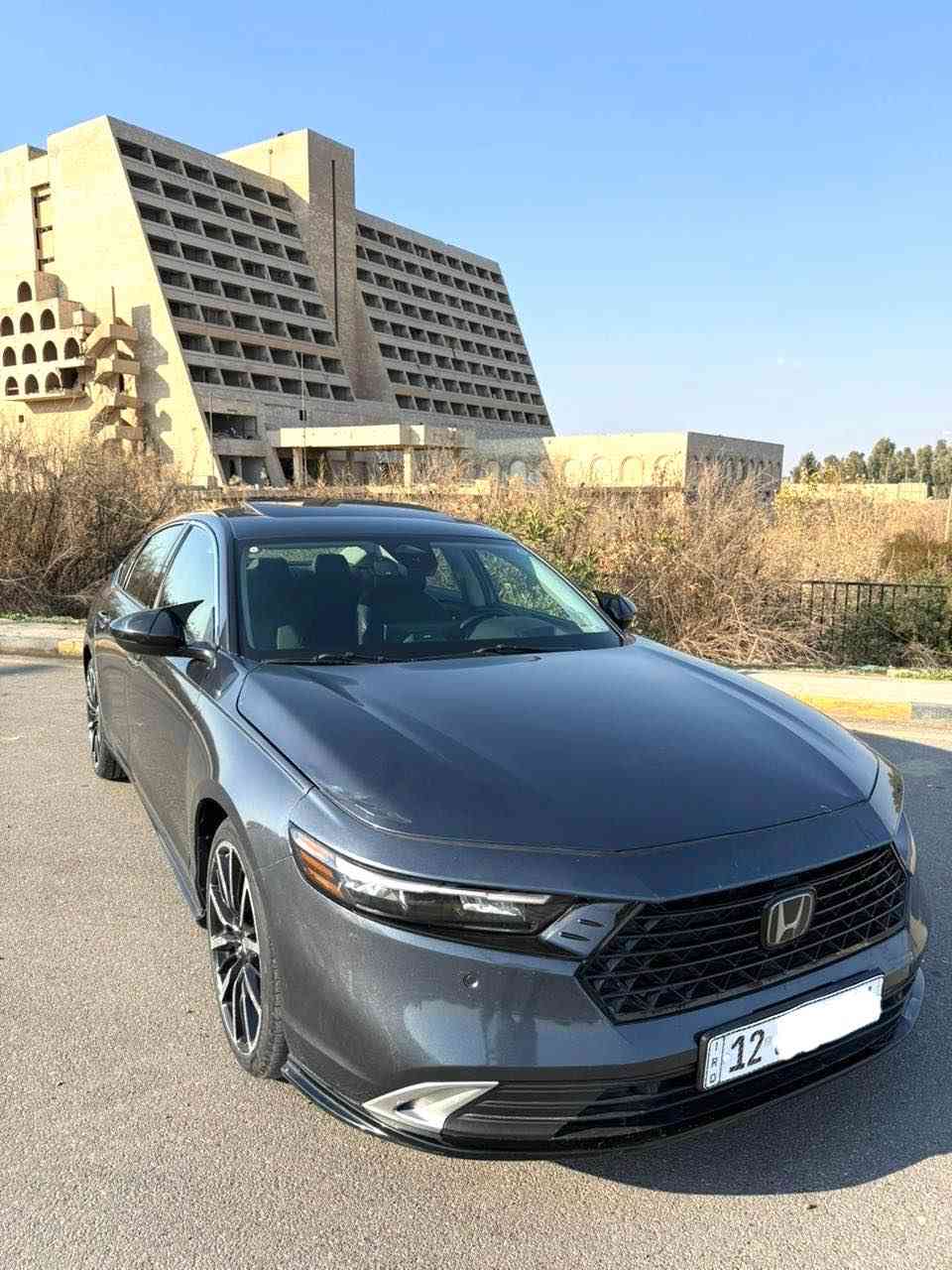 النوع : هوندا
الموديل : اكورد
مواصفات :  Touring Plus / مواصفات خاصة
سنة الصنع : 2023
المحرك : 4 سلندر / 2.0 / هايبرد
ناقل الحركة : اوتوماتيك
نوع الوقود : بنزين
الحالة : وارد امريكي / ( 1 ) قطعة صبغ
عداد الكيلو متر / مايل : 20,000 كيلو متر
السعر : 23,000$

لمزيد من المعلومات او للتواصل 
*********** - *********** أربيل, العراق
