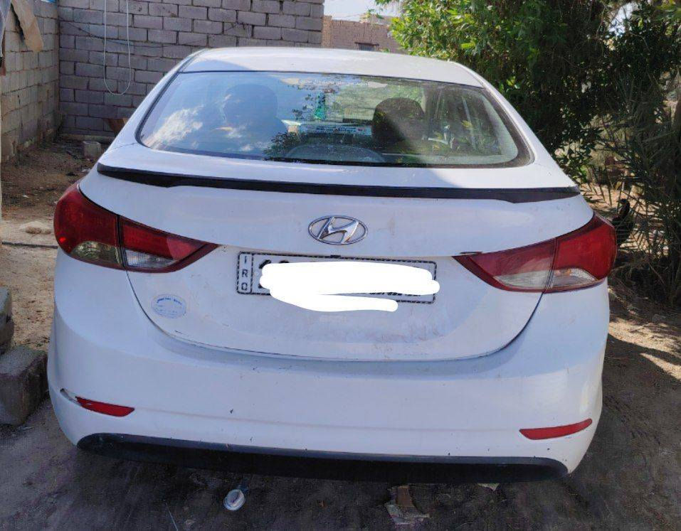 الهم صلي على محمد وآل محمد
السلام عليكم شباب
الأسم / النتره
موديل / 2014
السعر / 107وبيها مجال
لون / ابيض
انسه الصرف 
تعمل مركبه / هايبرد +بانزين 
مكينه 1600 شرط بانزين عادي 
مواصفات /تبديل بنيد وباردين 
1/ شاشه تاب
2 / كامره خلفيه دواره
3 / حساس خلفي
رقم بابل مكاني ذي قار قضاء الاصلاح 
***********
