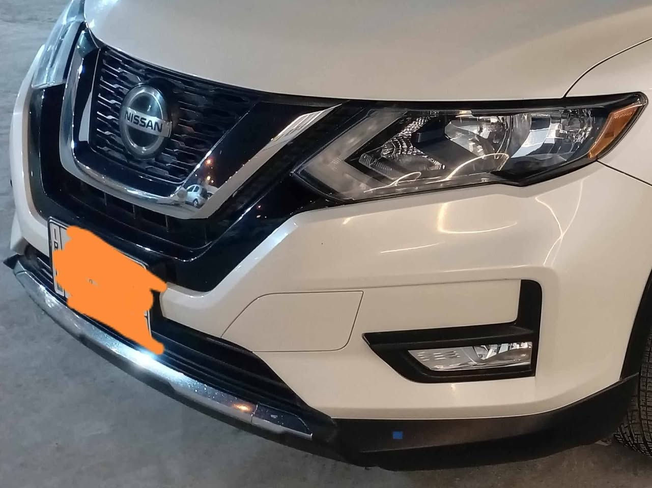 السلام عليكم
نيسان روج sv 2018
فول رادارات
سلايت قطعتين
تشغيل عن بعد
تدفئة كشنات
شاشة كبيرة
3 انظمة قيادة
تحكم ستيرن جهتين  
ضرر باب خلف النفر فقط ومبدل بأصلي
السعر 177 
كير مكينه تبريد تدفئة كلو شرط
صور الضرر موجوده يمي الي يريدها عالخاص
رقم نينوى كوبون بانزين
شرط التحويل 
***********
