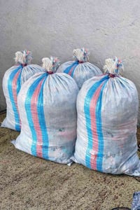 الزبير البصرة • بالة جملة • ملابس رجالي ونسائي