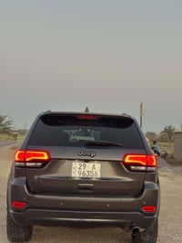 لاريدو • V6 ٣٦٠٠ • سماوه