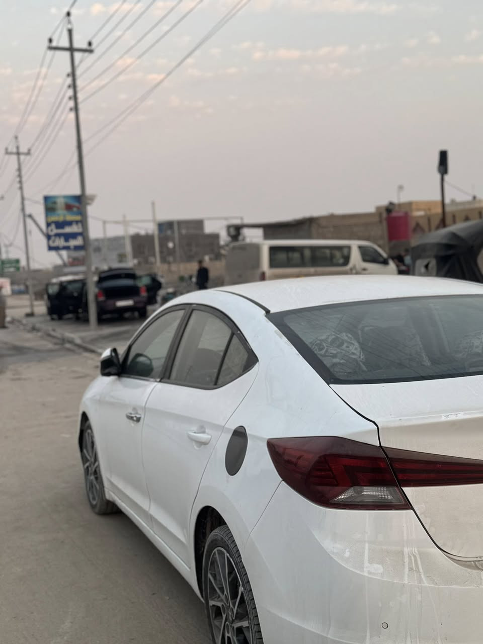 النترا للبيع 2020 خليجي فول بصمه فتحه مكينه 2.0 
سياره اقصاد استقاطع مباشر من راعيها موظف تخلص بسنه 2026/4
سياره بيها جاملغ خلفي  ورا سايق مكصوص وجنطه مبدله والحوض بي كص وباب خلف سايق مبدل 
وجاملغ خلفي صفحه الايمن بي صبغ وقمارة بيها صبغ من ورا صفحه جامه خلفيه وباب سايق بي ٤ اصابع صبغ ع طوله  
وباقي كله كفاله عامه بجم بيبان صفحه الايمنه 
سياره جاهزة من تخم تاير حداديه تبريد تدفئه
سياره بيع مستعجل رايدها 113 ومجالها كلش بسيط 
مكان سياره البصرة شط العرب الجزيرة
***********
