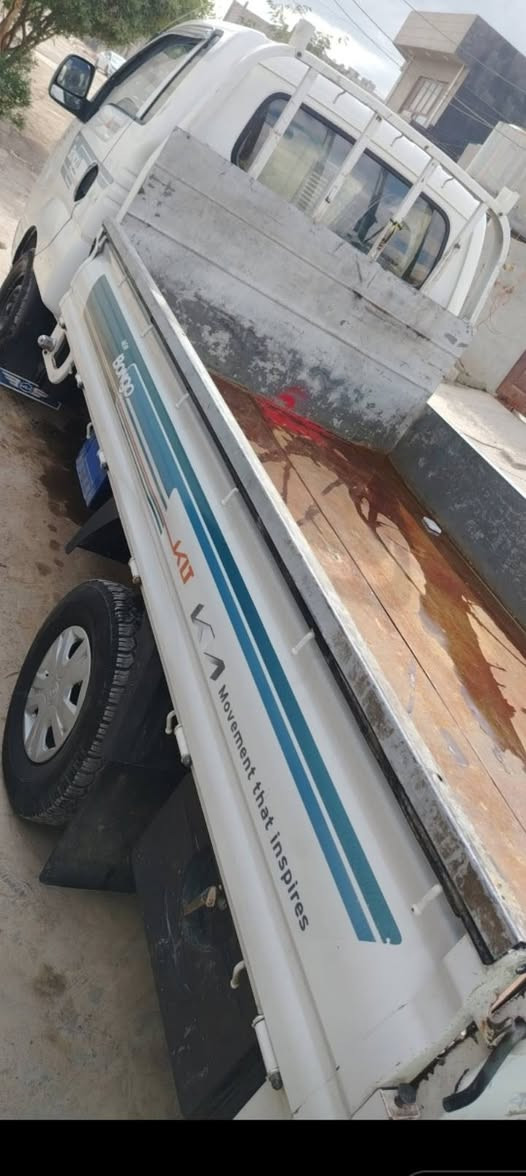 كيه حمل موديل 2010سياره جديده مابيه قطره صبغ لاضربه لاشخوط  مكينه لاصرف ولابخار تحويل مباشر سياره جاهزه الشغل ماتصرف عليه فلس عنوان كركوك لسعر 9٤ (((***********
