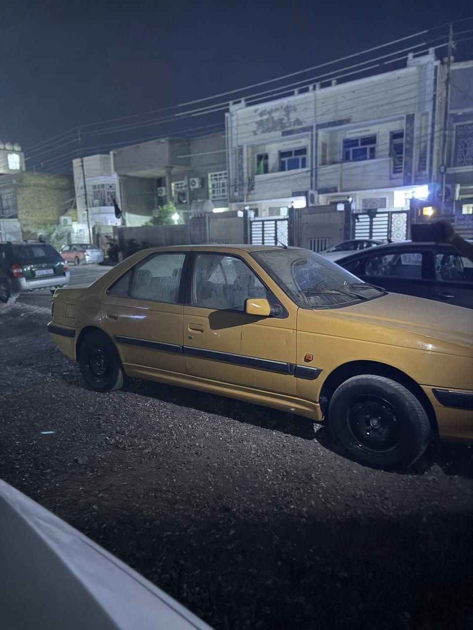 تحيه طيبه بيجو بارص مديل ٢٠١٢ رقم بغداد تحويل ثاني يوم كفاله عامه  عده صبغ بنيد وجاملغ خلفي عنوان بغداد الراسه مال عبيدي سعر. ٣٥ ورقه    ***********
