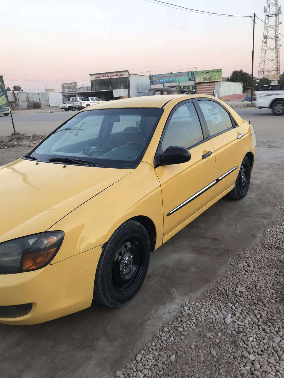 السلام عليكم 
اسبكترا 2009
كير عادي 
حادث :باب الصدر والخلفية والجاملغ الخلفي كما موضح بالصور 
سيارة جاهزة رقم بغداد انكليزي سنوية صالحة لل2030
مصفرة هيئة وغرامات 
السعر :64 وبيها مجال 
العنوان بابل 
للاستفسار: ***********
