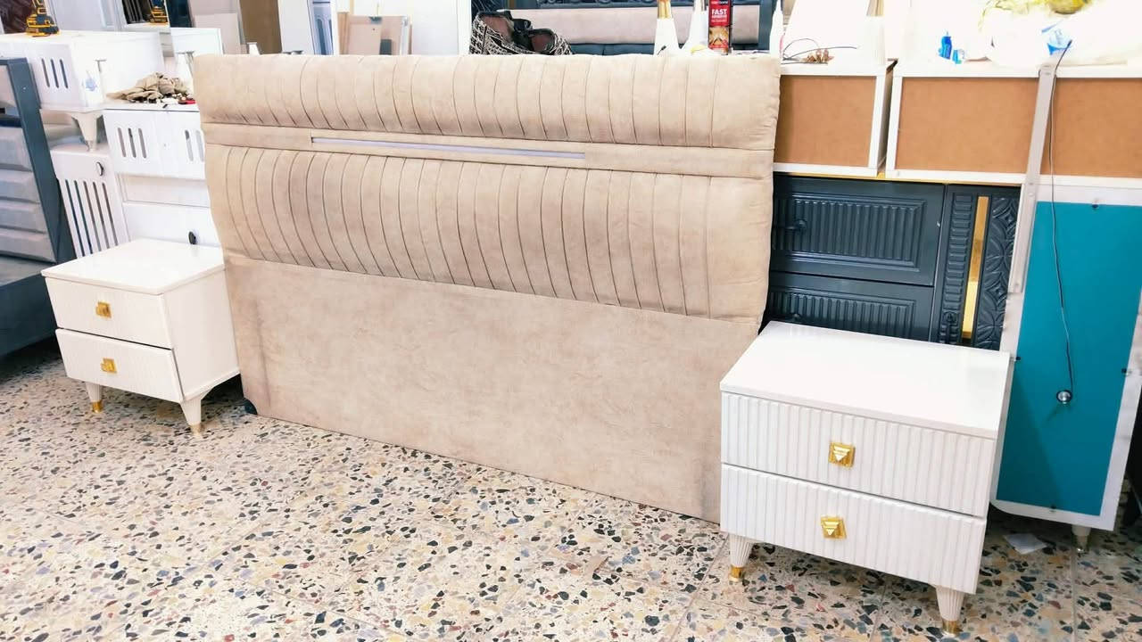 غرفه تركي مستخدم 🫴🏾 
عدد 8القطع☀
نضافه 90 بالميه 🍃
السعر 650 🌿
مع شد 🪛 ونقل 🚚 داخل بغداد مجانآ


**إذا كنت صاحب هذا الإعلان وتريد حذفه لأي سبب، رجاءا أرسل رسالة إلى الدعم الفني**