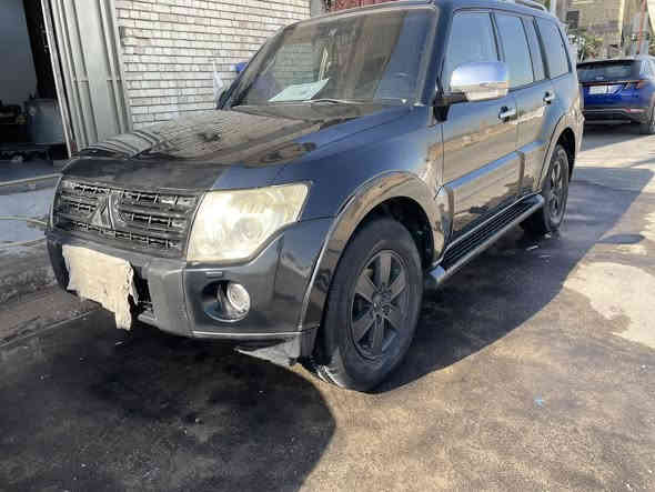 سلام عليكم باجيرو مديل٢٠٠٨ فول موصفات السيار كشنات كهربا كشن تتفى تبريد سلات ٧ تبريد ٣ قطع فول السيارة محرك٣٥٠ بيهة صبغ قطعتين السيارة خير من الله تجي شوف احلة من الصور السعر ١١٥ الستفسار ***********
