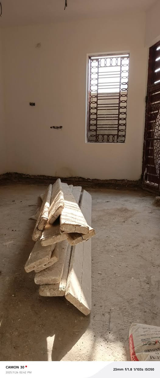 السلام عليكم
شغل درجه اولى والتزام بلعمل
 جص . بياض. لط داخل وخارج . لبخ واجهات 
 سمنت. لبخ ونثر. طلس وفوم 
الي يريد يشوف الشغل كل الهلا بي
***********
***********
