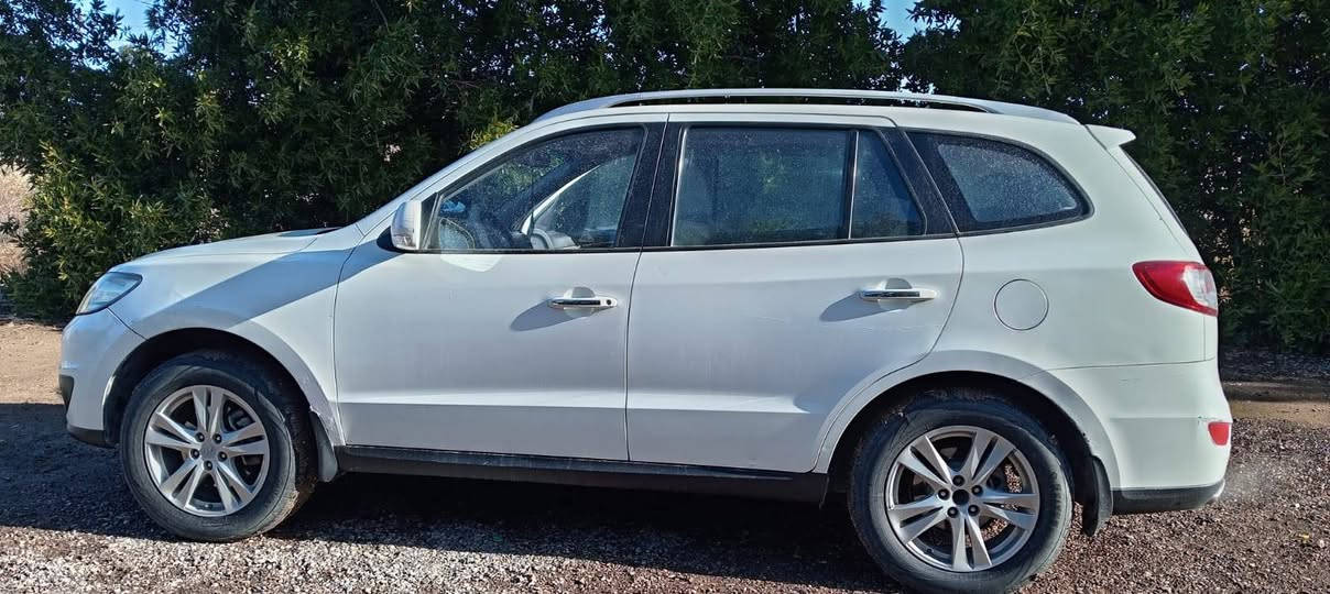 السلام عليكم
سنتافيا 2010

4سلندر 

فول مواصفات 

خليجي كفاله عامه

7 راكب 

رقم قادسية 

محرك 2400

للتواصل وبقية التفاصيل 

 0783 504 2170

 بالواقع احلى من الصور

.. وافق حبيبي ادمن
