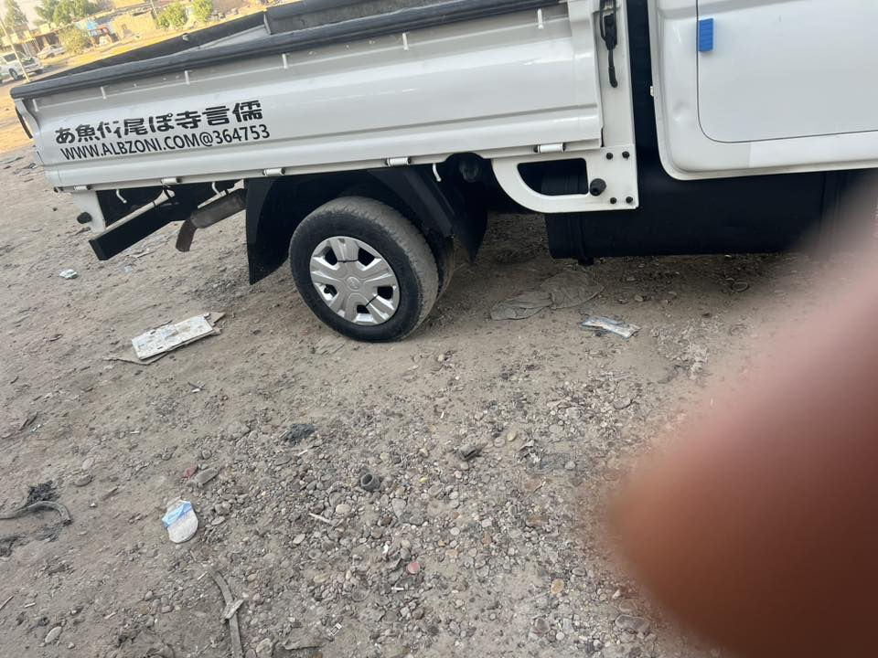 سلام عليكم 
كيا دبل قمارة مسكر سبلاين كفالة عامة حدادة محرك تدفئة تبريد نضام تزحلق  فولل  سعر 125 اتصال ***********
