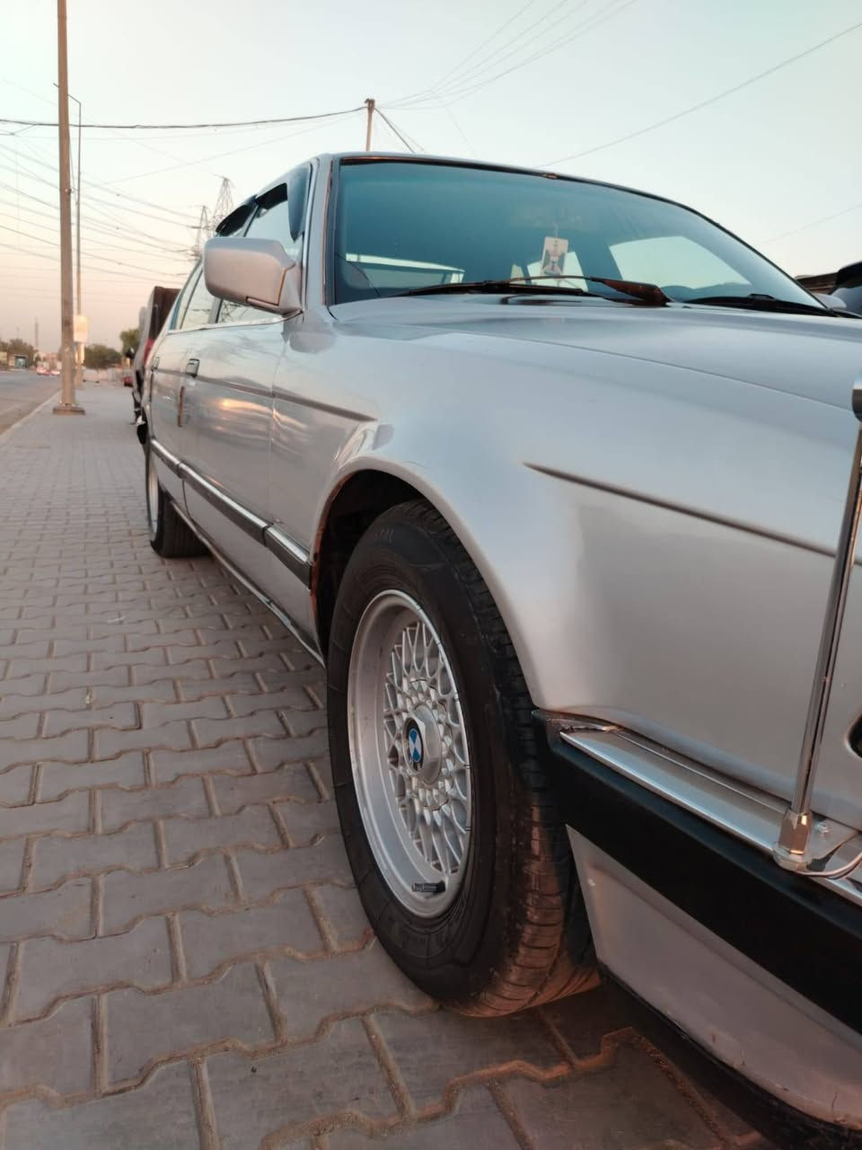 سلام عليكم بي ام   مودي92// 740  رقم انكليزي تحويل مباشر كير مكينه حداديه تبريد تخم تاير السياره خير من الله  السياره فقط جراد يحتاجها رشه اسعر 60 مكان السياره بغداد الاستفسار اتصال عله هاذه الرقم *********** وتساب اتصال  بيع مستعجل 💯
