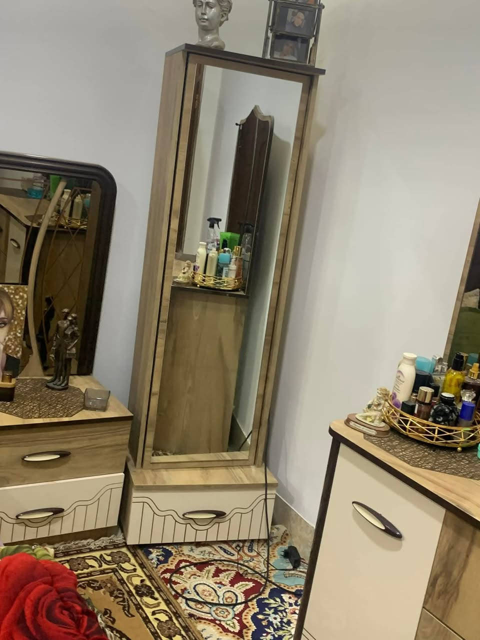 غرفة نضيفة اي صرر مابيهة ٩ قطع سعر٦٠٠ مكان تقية ثانية


**إذا كنت صاحب هذا الإعلان وتريد حذفه لأي سبب، رجاءا أرسل رسالة إلى الدعم الفني**