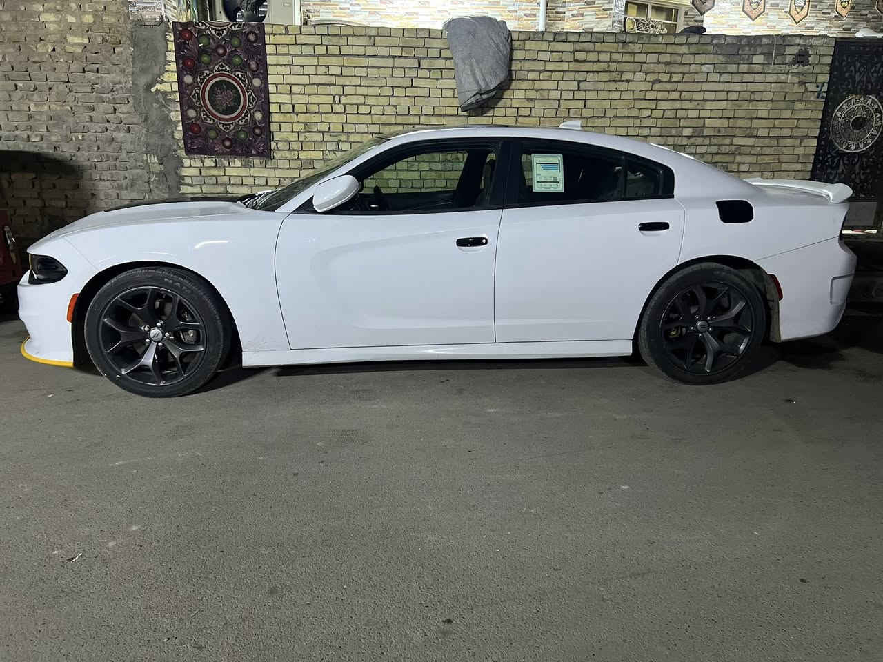 للبيع: دودج جارجر GT 2019
مكان السيارة: بغداد
 السعر210 ورقة – قابل للتفاوض
 ماشيه 84
 المحرك: 6 سلندر – 3600
• شاشة كبيرة
• إنارة الداشبول والأبواب
• تحكم عن بعد بالهاتف
تخم تاير جديد 
⚠️ أضرار السيار
• وارد أمريكي
• صبغ البنيد  ودعاميه
• الإيرباكات سليمة
• صور الحادث مرفقة مع الصور
• صورة السونار مرفقة مع الصور

📌 تفاصيل إضافية:
• رقم السيارة بغداد الدولي الجديد (مميز 77740)
• باسمي– تحويل مباشر
• حالة السيارة جاهزة بدون أي نواقص
• لون السيارة أبيض
📞 للتواصل: ***********
💰 السعر:210
