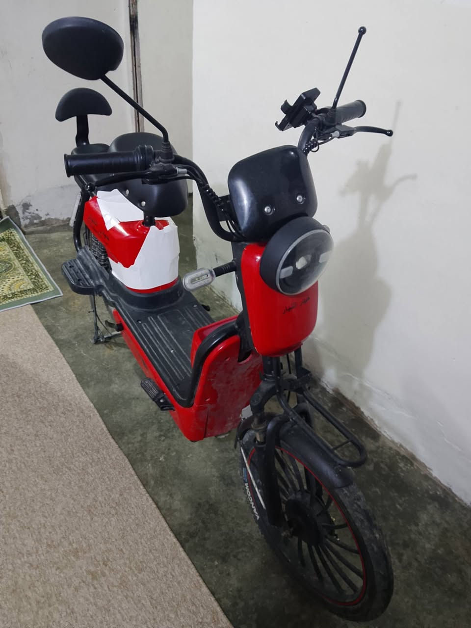 للبيع موديل 25/أو مراوس ويه 4 كير كل عيب مابي  سعر 300 ***********
