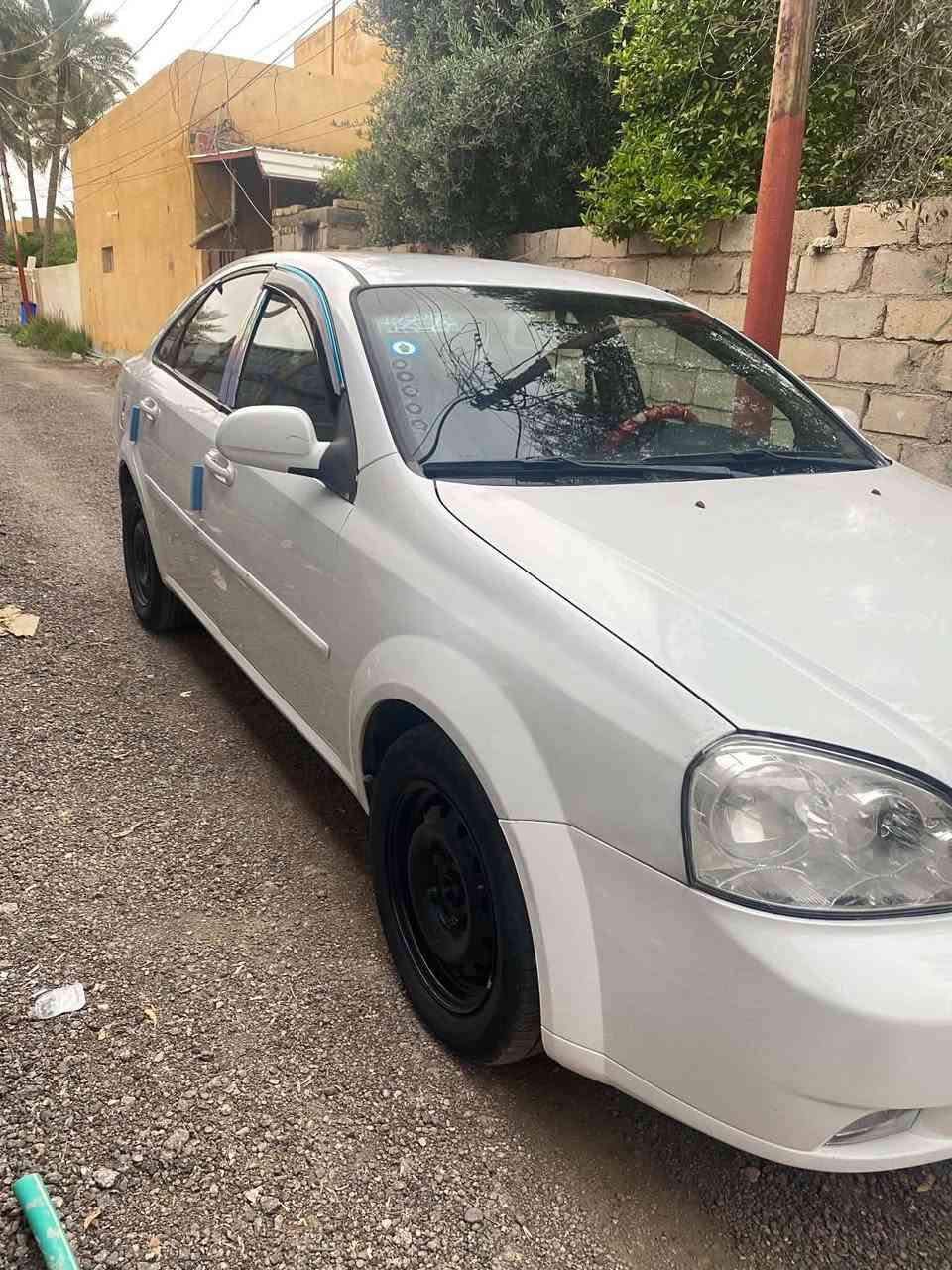 اوبترا ٢٠١٠ للبيع مكينة ١٦٠٠ صبغ ربع باب خلفي بدون ضربة وربع بنيد وربع جاملغ بدون دواخل سيارة مكفول من مكينة وصدر ولغود تجي تكلب  وتشوف السعر 75 وبيها مجال بسيط حك الجية رقم ***********
