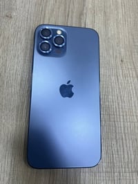 12 pro max  ذاكرة 256 بطاريته 76  بلاديه مبدل شاشه وفيس ايدي واكف سعرة...