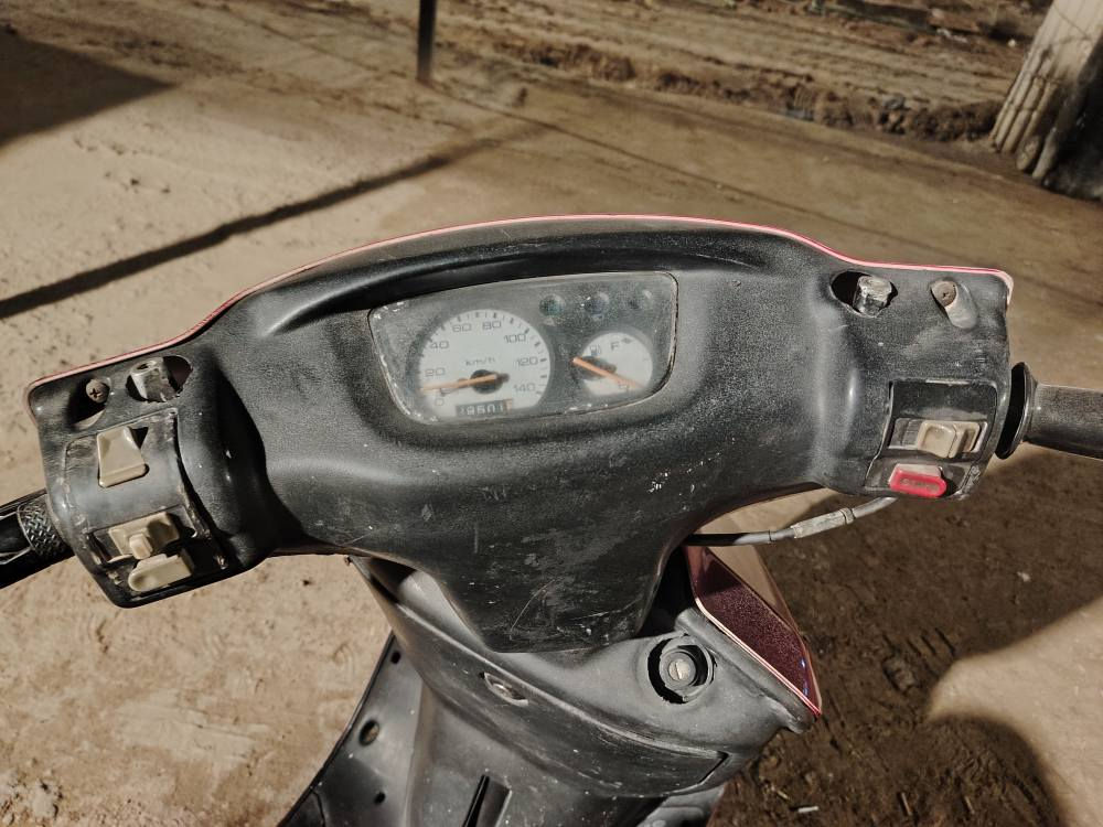 فراشه كامله للبيع ماعدا الباتري كامله سلف هندر اشاير هورن لايت بك لايت نقص باتري فقط عنوان البصره ابو الخصيب حمدان بصف جامع القدس رقمي *********** الشراي فقط يخابر البصرة, العراق
