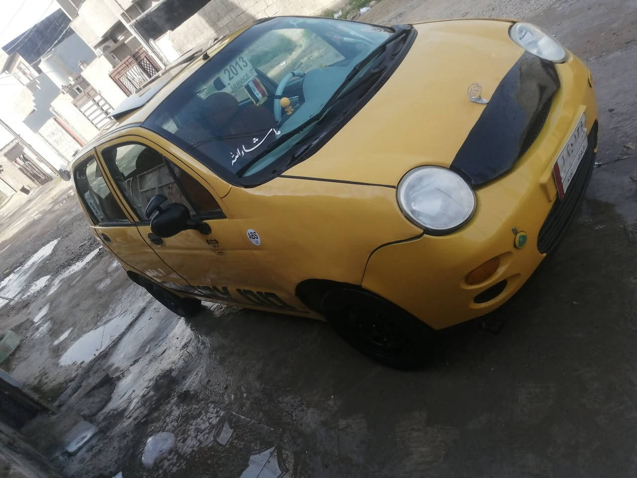 كيو كيو للبيع موديل 2012 بيها دفتر بانزين نقابه مصفره كير محرك شرط كاهربائيات كله شغال شرط التحويل و الوكاله مكان السياره كركوك السعر 27 بي مجال للاستفسار ***********
