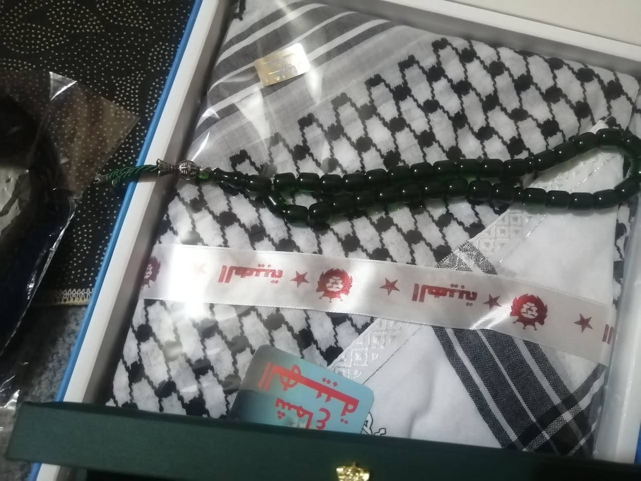 شماغ وسبحه وعكال كلهن جديدات اصليات ماركات مشتريهن ٨٠ الف ابعهن ب٣٠ محتاج فلوسهن عندي ضرف


**إذا كنت صاحب هذا الإعلان وتريد حذفه لأي سبب، رجاءا أرسل رسالة إلى الدعم الفني**