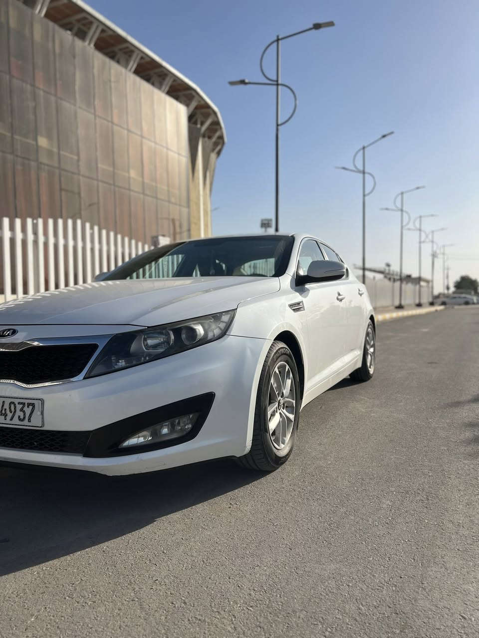 السلام عليكم 
أوبتيما للبيع 2014 خليجي كفاله عامه ضربه وصبغ وتعديل وبارد رقم بغداد سنويه ل30 محرك 2000دوش مكينه وكير وحداديه كفاله ماشيه 70 الف دواخل بيجي تبريد قطعتين
 تحكمات سترين شفتات ويل كروم 
مكان السياره الناصرية 
السعر 158 وبيها وجال قليل 
*********** رقم الهاتف
