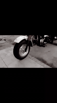 سلام عليكم عدنه ستوته للبيع موديل ٢٠١٨ البدي ٢٠١٤ تعمير ٢٠٢٥ السعر ١٥٠٠وبيه مجال قليل ***********
