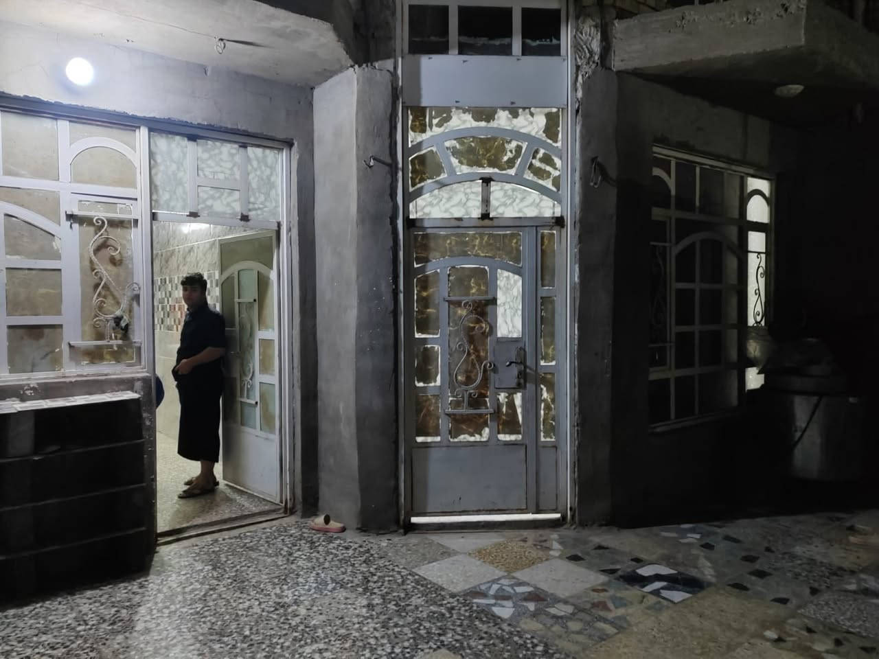 بيت للبيع مساحة ١٥٠ متر
الموقع حي البتول شارع فلافل عمار

الاستفسار اتصال على رقم *********** موجود واتساب
