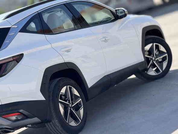 السلام عليكم

هونداي توكسان 2025 
وكالة خليجية 

تحت ضمان
بعده زيرو 

مكفولة كفالة عامة حتى من الشخط ...

ماشية 675 كيلو فقطططط

فول عدى السلايد

دبل بصمة 2
كراسي كهرباء 
كشنات جلد
داخل ابيض
شاشة ديجتال
شاحن وايرليس
عدسات امامي
ليد امامي خلفي 
اضائة داخلية ليد
دخول ذكي
ترحيب 
مود درايف
سايد بريك بصمة
مانع انحدار 
مري تعتيم ذاتي
حساس امامي
حساس خلفي
رادار جانبي
مري شفط

الخ من تفاصيل

السعر 245 ورقة بي مجال جدا بسيط
علما سيارة مرقم بغداد

العنوان بغداد البياع
***********
