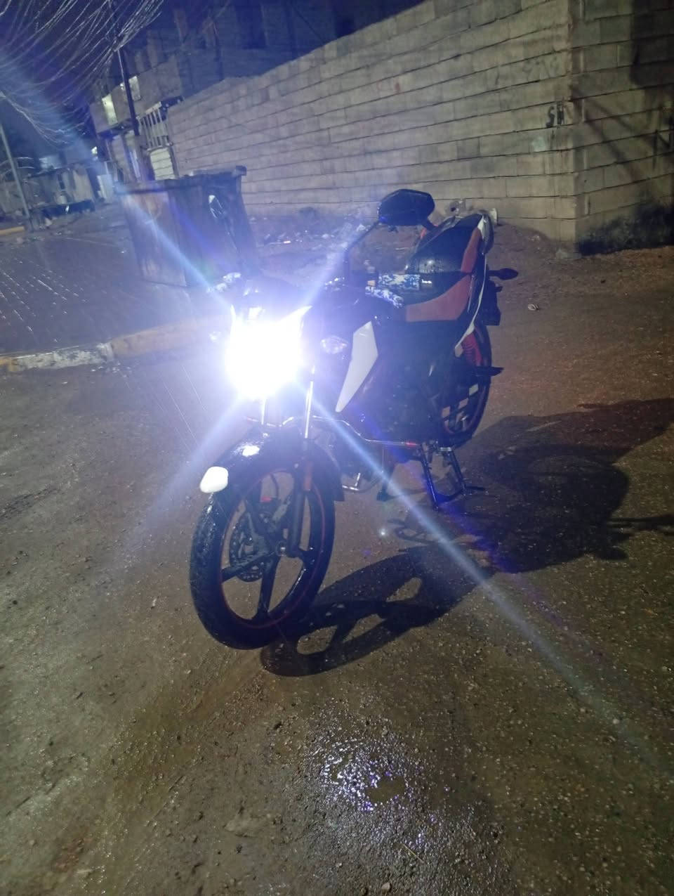 ‏سلام عليكم دراجة هاجي موديل 23 مسجل رقم على لاستلام مكاني الرمادي الكورنيش قرب جسر القاسم شرايين يتصل على هذا أو يراسل خاص  رقم ***********￼
